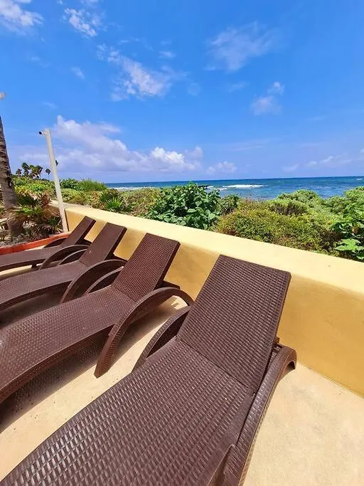 Apartment Villa 301, Ground Floor, Oceanfront! Mahahual Mexico