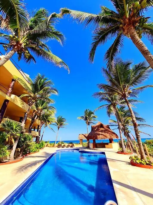 Villa 301, Ground Floor, Oceanfront! Mahahual