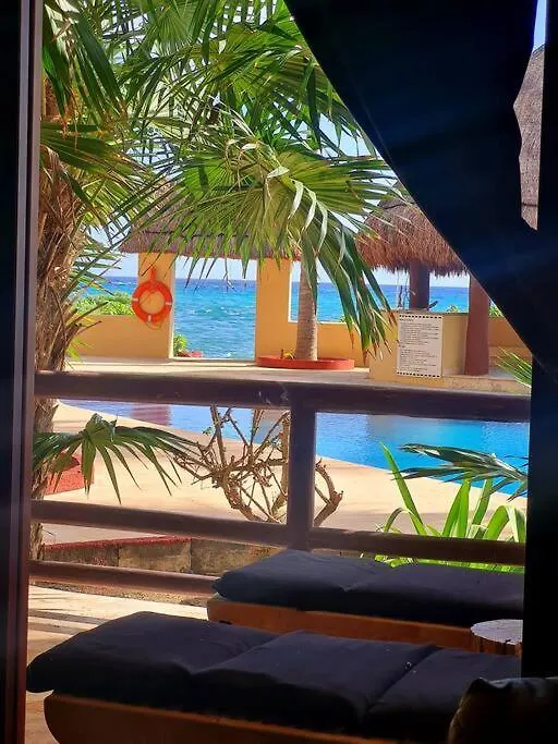 Apartment Villa 301, Ground Floor, Oceanfront! Mahahual