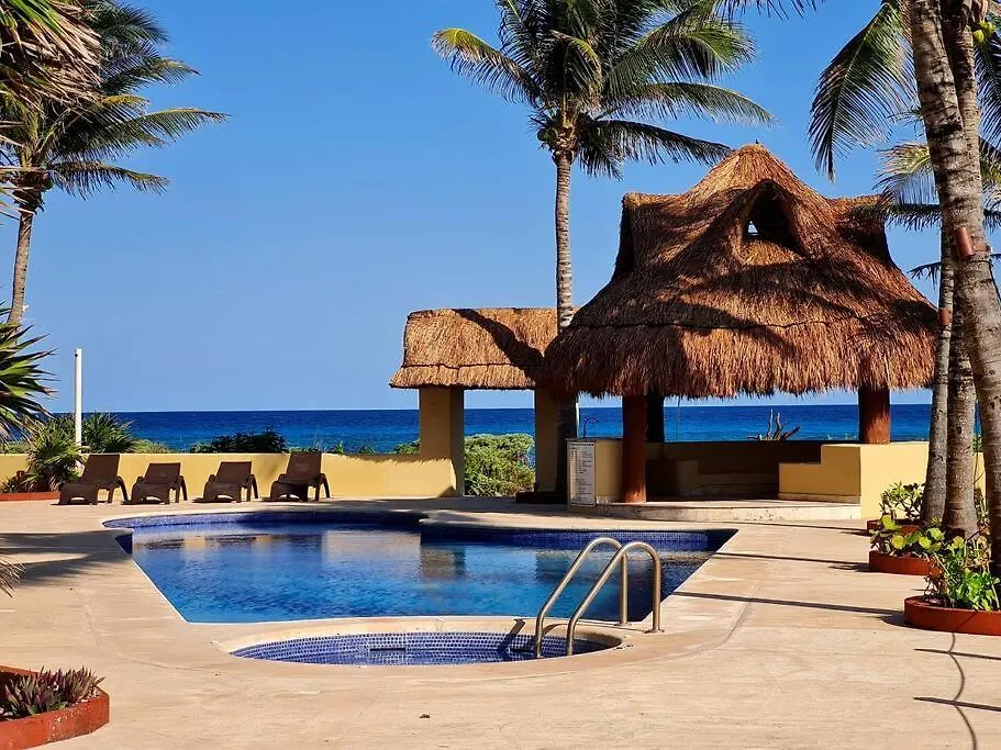 Villa 301, Ground Floor, Oceanfront! Mahahual Mexico