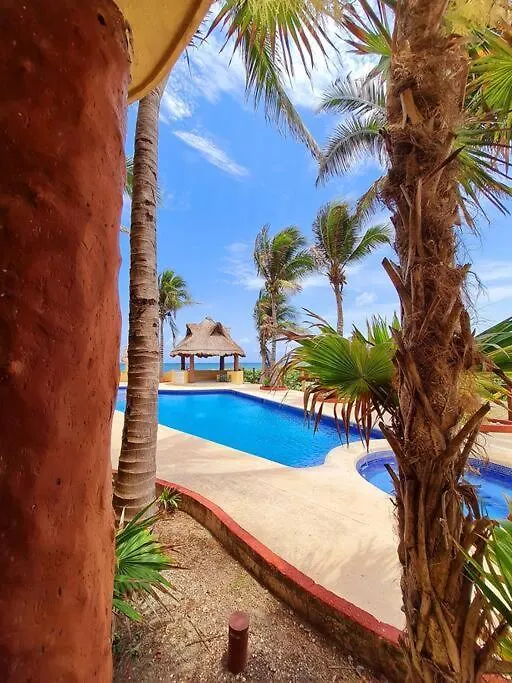 Villa 301, Ground Floor, Oceanfront! Mahahual 0*,