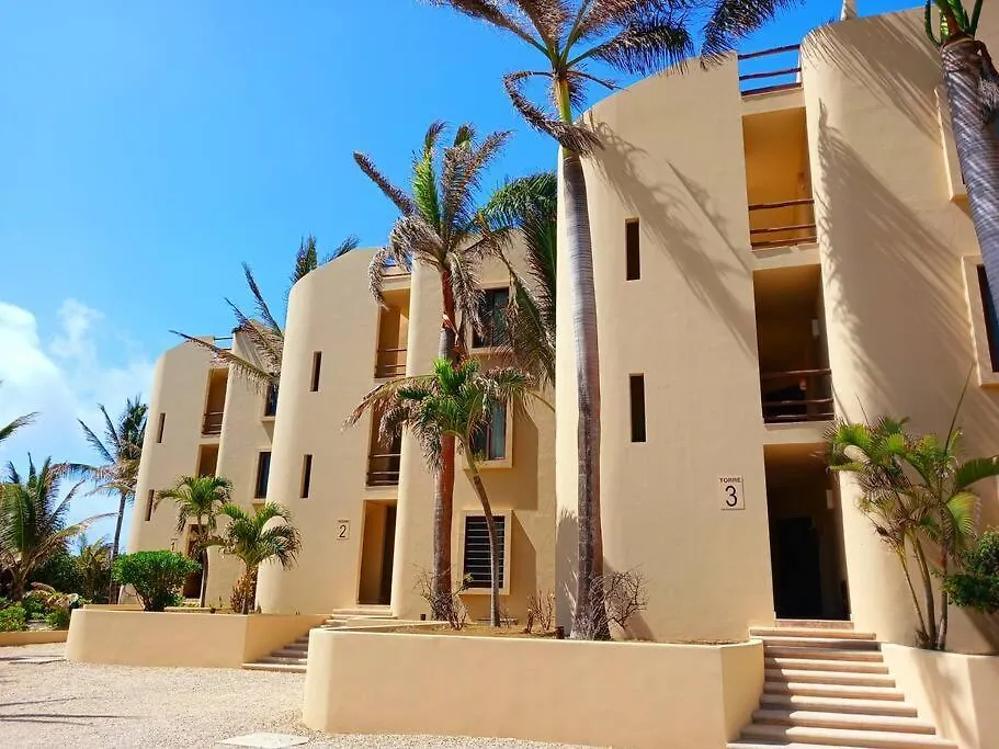 Apartment Villa 301, Ground Floor, Oceanfront! Mahahual